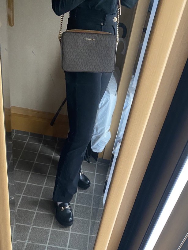 uran6340566's tweet photo. いつもお世話になってる方からの
プレゼント、、、
本当に好きで毎日愛用🙏🥺
今日もこれ持って��出かけ〜🧚‍♀️🧚‍♀️ https://t.co/VBnZmLMQ32