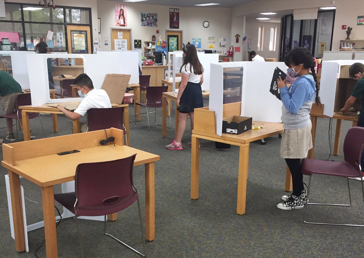 Working on our Rube Goldberg projects! #cardboard#marbles#endresult @YsletaISD @YISDLibServices @YISDInnovLearn @JosePer94476708 @catherinedoc12 @TDS_Library @ascaratelibrary @EKIS_LIBRARY @melbelle87_lara