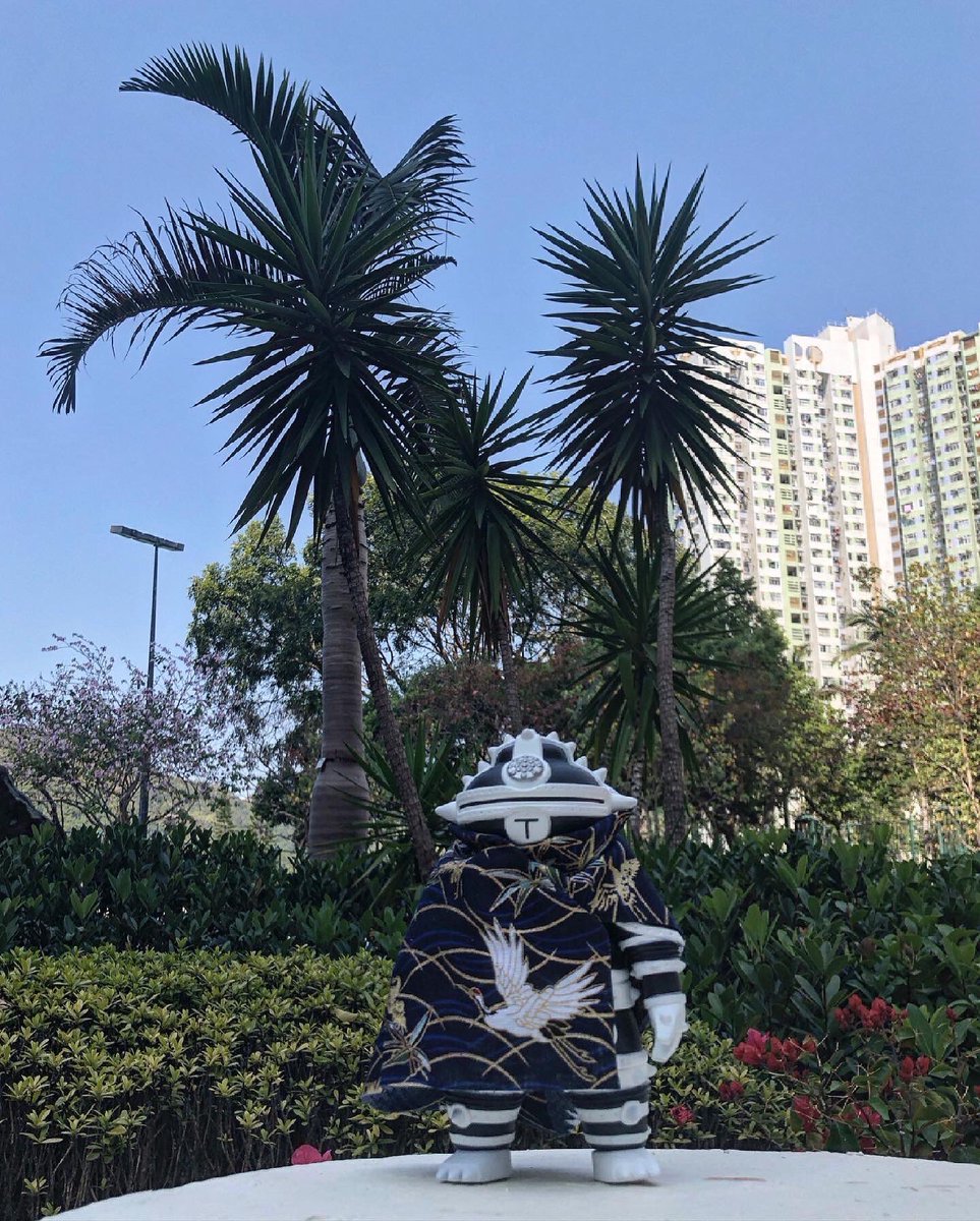Songorr2's tweet photo. 🌈☀🤖️🔥 親親大自然 🔥🤖☀️🌈
#臣膠遊記 #songorrhiking #神秘的な古代の武器 #ともだち初号機 #遮光器土偶 #土偶 #ソフビ #Sofubi #tomodachifirstmachine #Sofuvi #toky_item #designtoys #sofubitoys #古代兵器 #songorrstyle @toky.jp @reserve_toky @rentarof @lottery_toky https://t.co/mARRYLDsPq