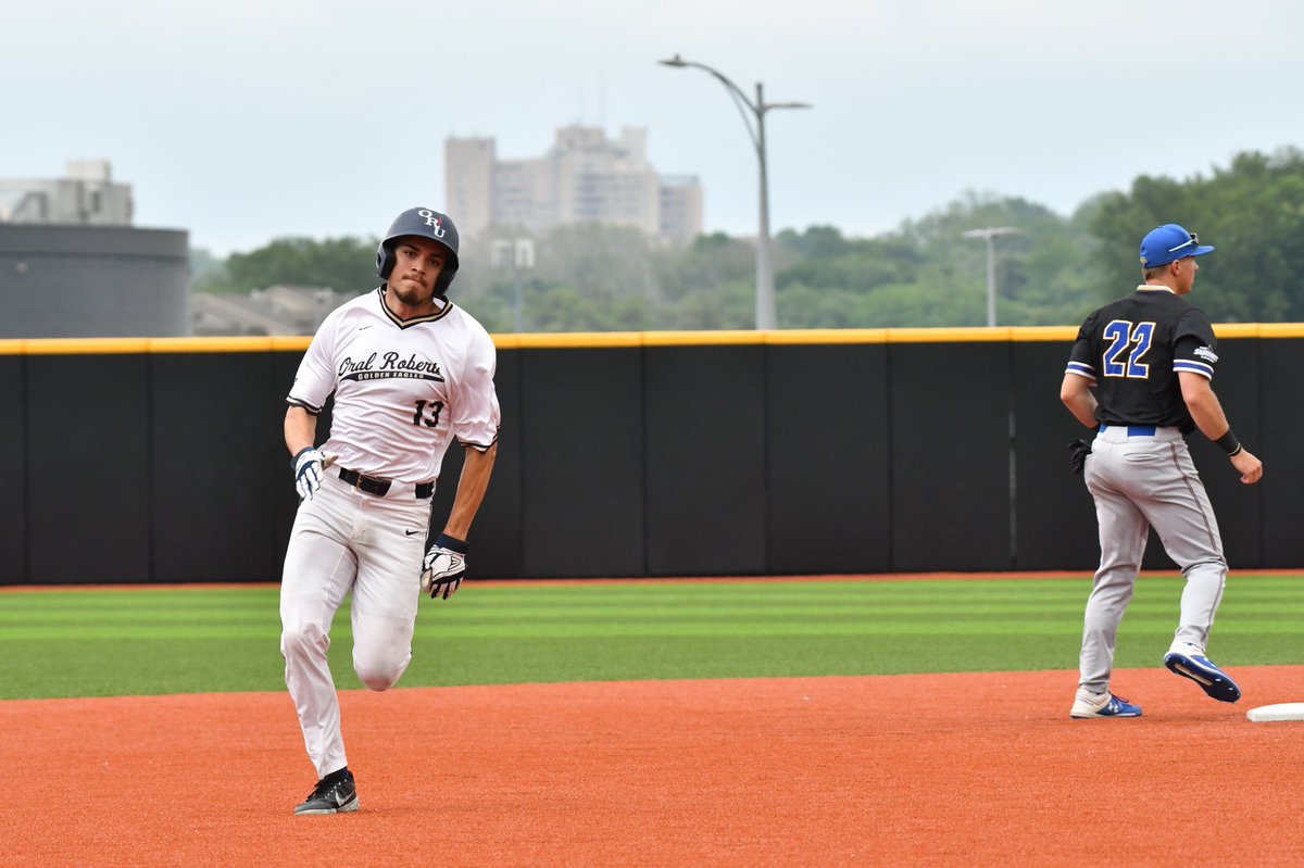 Frames of the game 📸