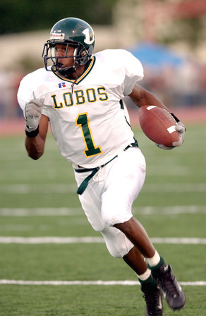 Lobo_Football's tweet photo. #CountdownToKickoff - 1 day away from kickoff of the 2021 football season. #beatryan #txhsfb https://t.co/IssfR84sb8