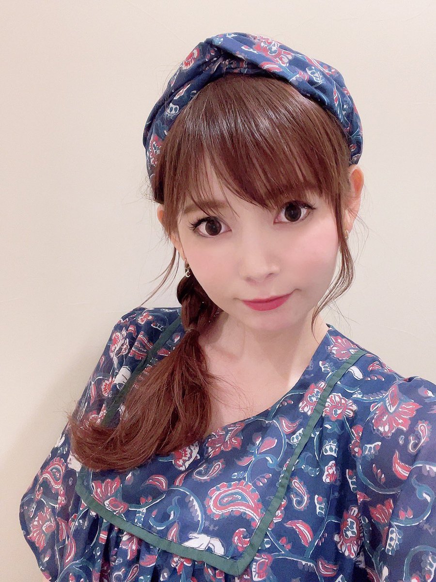しぶとい中川翔子 S Tweet Mmts 猫ペイズリーワンピース 猫がかくれているの ターバンとセットで装備がおすすめだよ ブルーとネイビー どっちにする Trendsmap