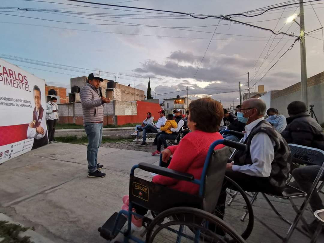 JCSantiagoP's tweet photo. #VotaTodoMorena🚩 Hemos recorrido casa por casa para escuchar las necesidades e inquietudes de nuestra gente, ahora nos corresponde actuar con responsabilidad y elegir el camino correcto: un futuro de bienestar y transformación para #Huamantla. https://t.co/yhg48KPmkf