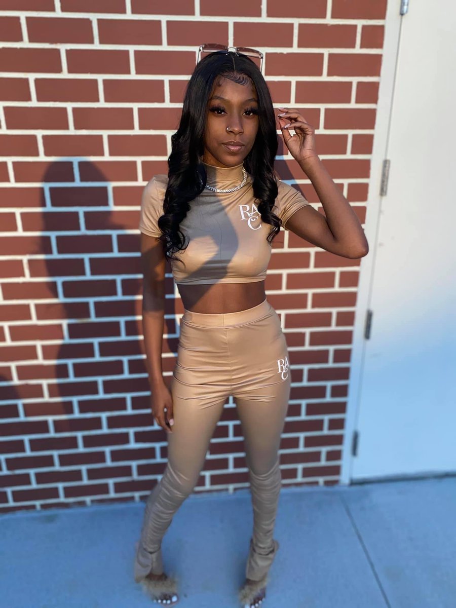 RawAbiding's tweet photo. Shea Butter Baby🤎 

Set: @RawAbiding Shop Now ! 
https://t.co/uND5xDIGXL https://t.co/zyzddOLzCa