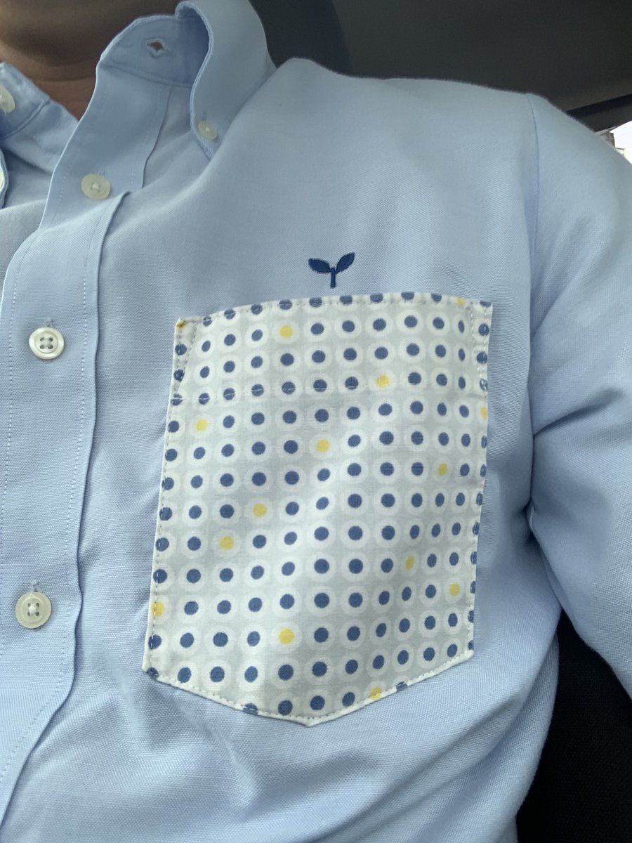 ট ইট র Staff K 旅人 スプロールズさんの服は サーフブランドでも ゴリゴリ系じゃなく みんなゆるカワなので好きです Tシャツも何枚かあります スターウォー のパクリtシャツとか 懐かしいお仕事だったのですね