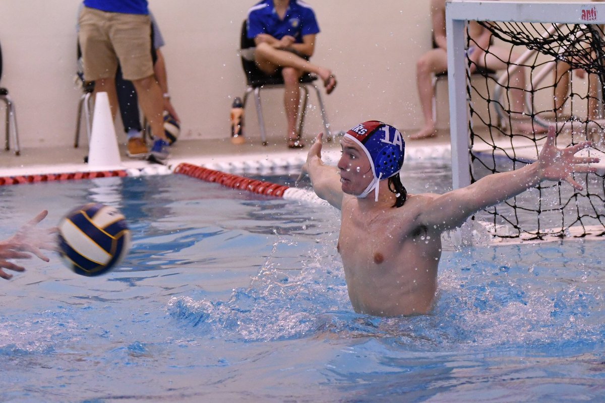patterson12hawk's tweet photo. @CurtisWaterPolo https://t.co/glpYUWWWBX