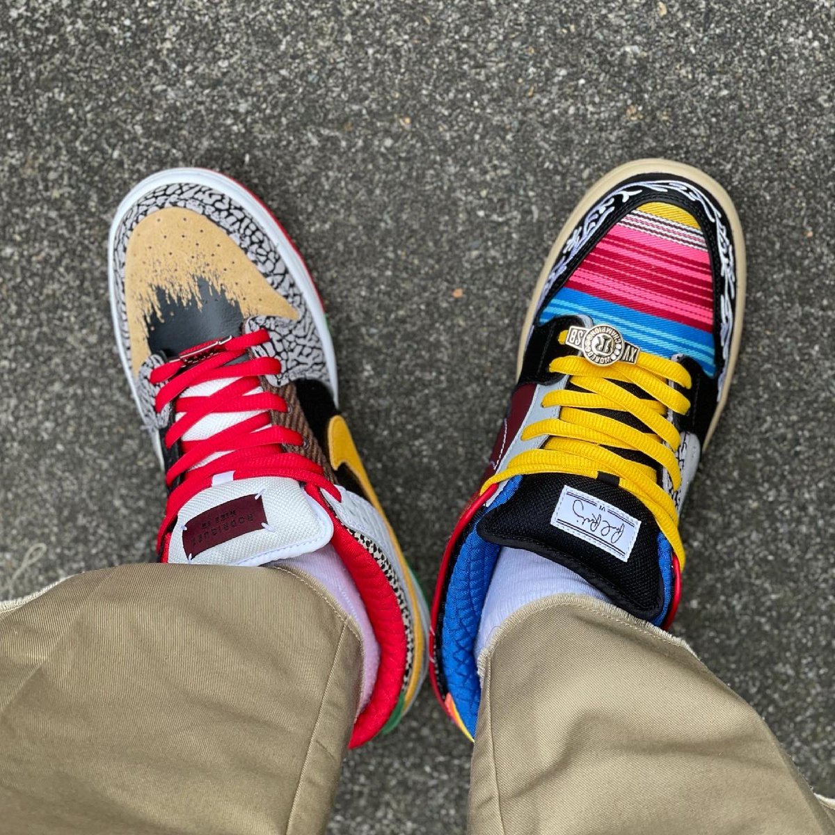 sneakerhack1's tweet photo. STOCKXから転送してまとめて3足プラスαが届きました😊
とりあえずWHAT THE P-ROD DUNK を即履き🤗
そして、我のものと刻み込むためにエセコレクターの嫌がる履きジワをぶちかましてきました笑
何とかプロテクターなんてしてたら走れないし笑
あと二足はまた後日😊😊
#sneakerhack
#スニハ写真部 https://t.co/oyPWlw9jWO