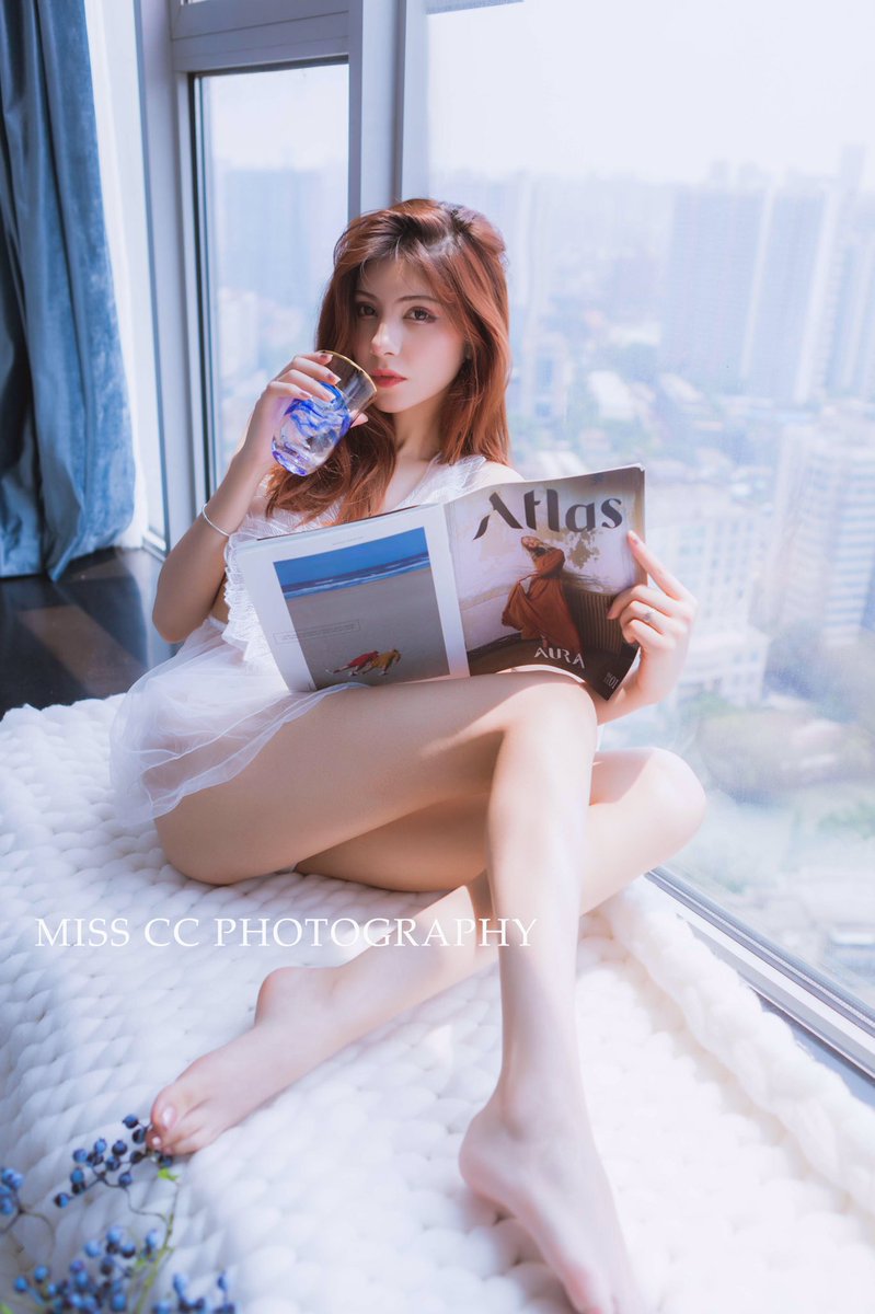 永远喜欢简单又真诚的人

摄影/@misscc520 

#私房写真 #摄影 #私房 #成都约拍 #portraitphotography #photography 
@305051993G @mumu537 https://t.co/1Hcb9Y3uWc