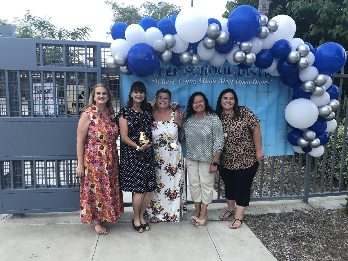 Honoring this year’s Rio Seco retirees: Becky Young, Heather Glanz, Karen Keys, Jackie D’Agostino and Bonnie Hepner. Honoring April Stuart our fabulous PTSA president. Roadrunners Forever! #SanteeSchoolDistrict