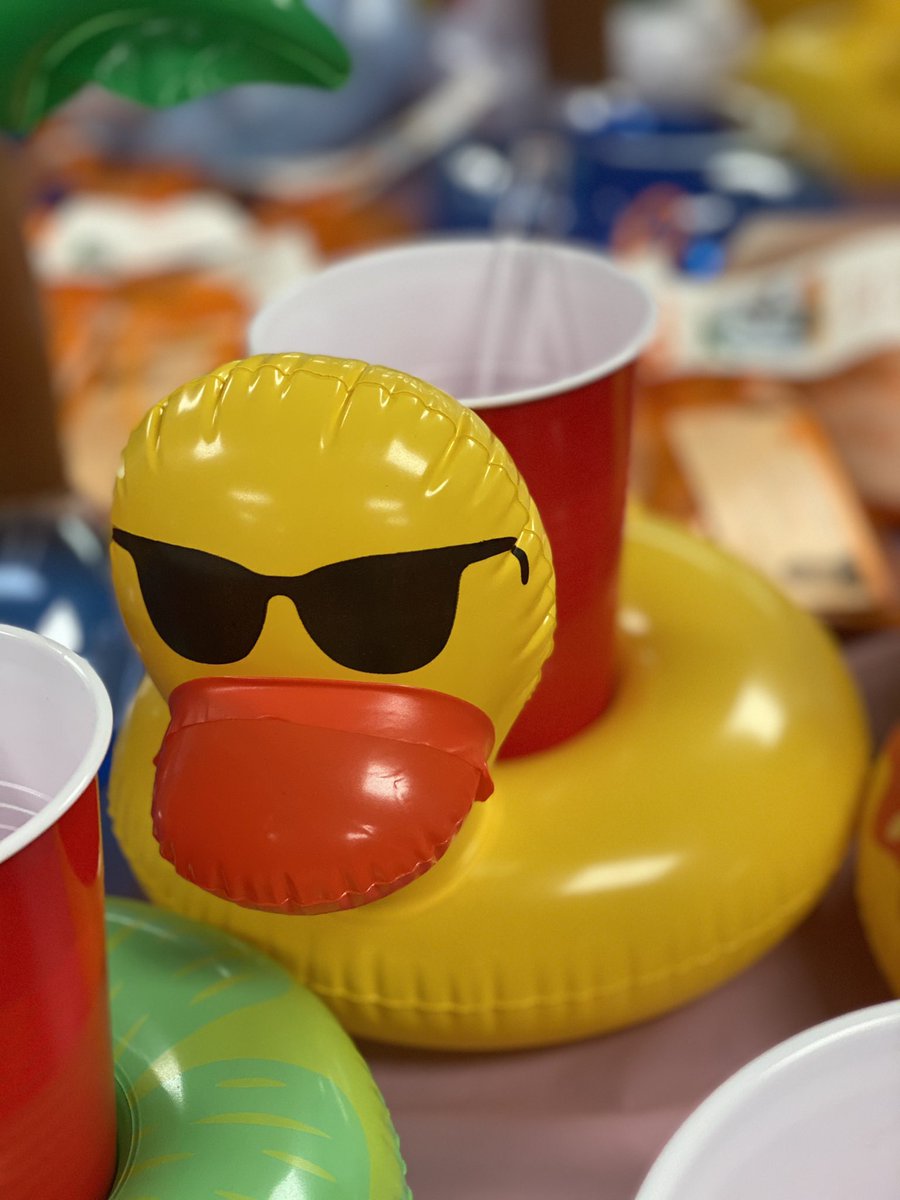 MKMooreCfisd's tweet image. Thank you to our awesome staff for staying afloat this year through a year like no other! The way each of your supported one other and your students was incredible! We are grateful for you! #ItsWhatMustangsDo @cyfairMillsap 🏝