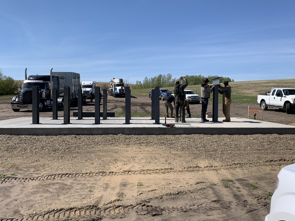 kevin_b73's tweet photo. Grain Handler 1608 Dryer going up at Lloydminster. Call us today to get in on protecting your crops!! @UFAcooperative @meridianmfg #buildwithufa https://t.co/v2Mxms9jS8