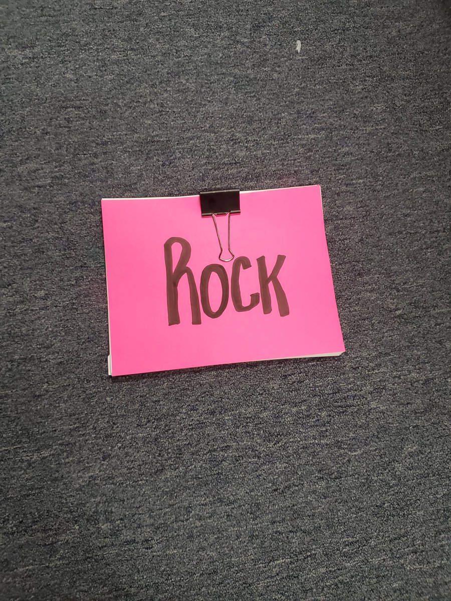 The PINK BOWS are BACK🎀🎀🎀