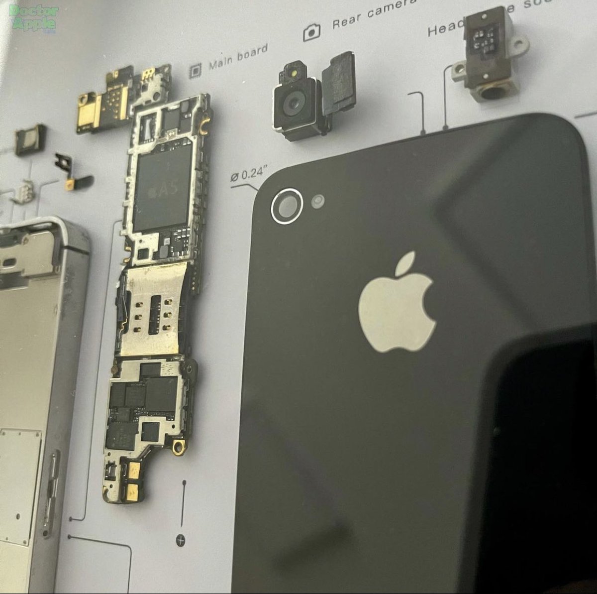 doctorappleita's tweet image. Quanto la tecnologia diventa arte
.
.
@GridStudiocc #iPhone4S #phoneframe #art