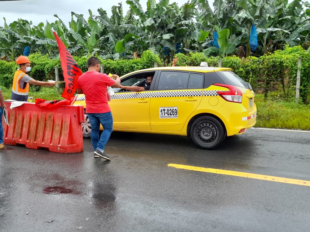 SuntracsPanama's tweet photo. Bocas del toro |
Movilización a nivel nacional realizamos un volanteo en la calle de finca 65
Movilización a nivel nacional
-en contra de la mesa de Yo con Yo
-No a la paramétricas
-No al Aumento de Jubilación
#DefendamosAlSeguro
#EstaCajaSeDefiende https://t.co/NFOCFCohnG