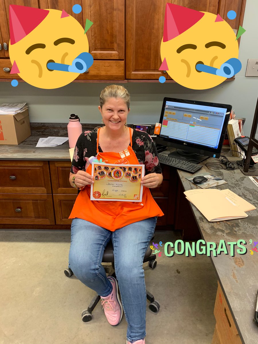 Celebrating 4 yrs with THD and store #6989 along with her new position as our new kitchen designer.  Congratulations Jami!!! <a href="/jreed4401/">Jennifer Reed</a> <a href="/LMcmilian/">Liam Mcmilian</a> <a href="/milsonwheels55/">Greg mills</a> @DarrellStiffey