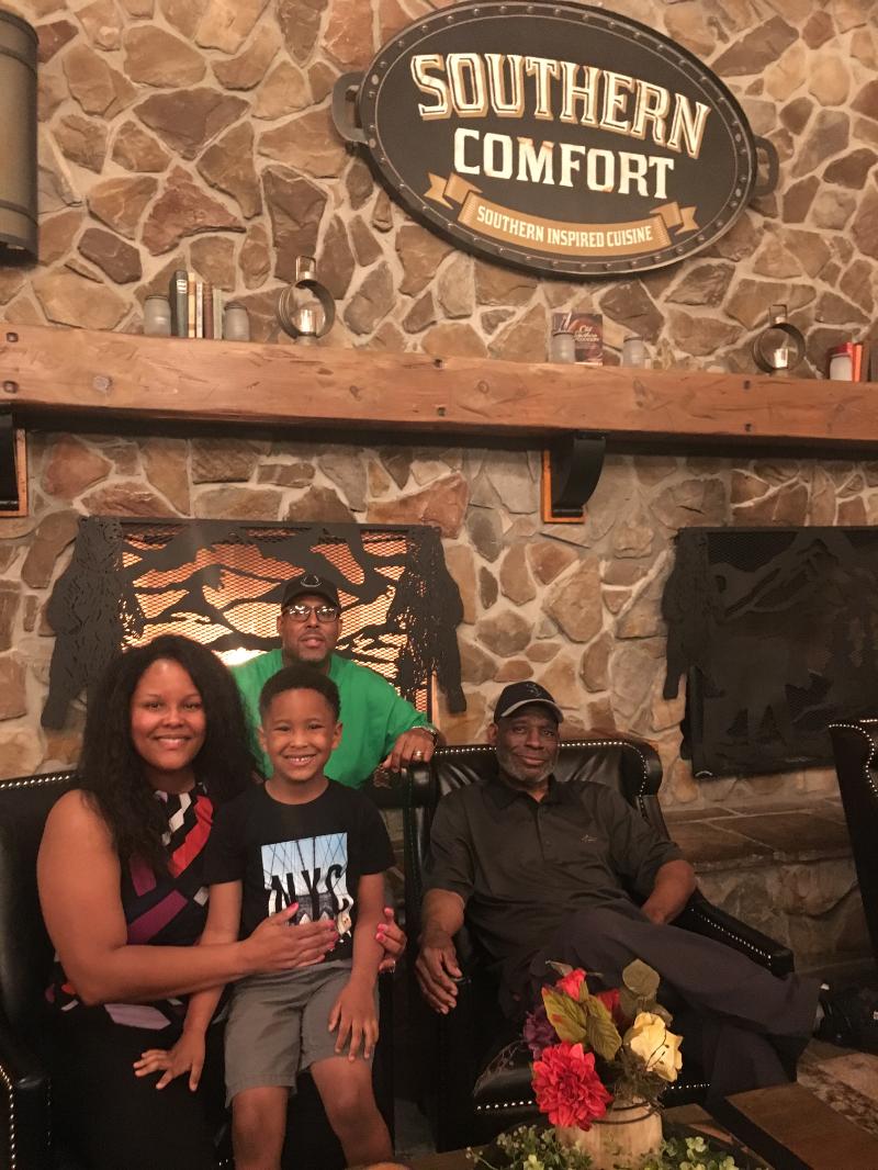 Being_Nattyjane's tweet photo. My friend is a finalist in Westgate Smoky Mountain Resort &amp; Water Park's photo contest. Help Kandace rally votes! https://t.co/9qTSmZGCH5 @WestgateResorts https://t.co/Y3GnsJWDQp
