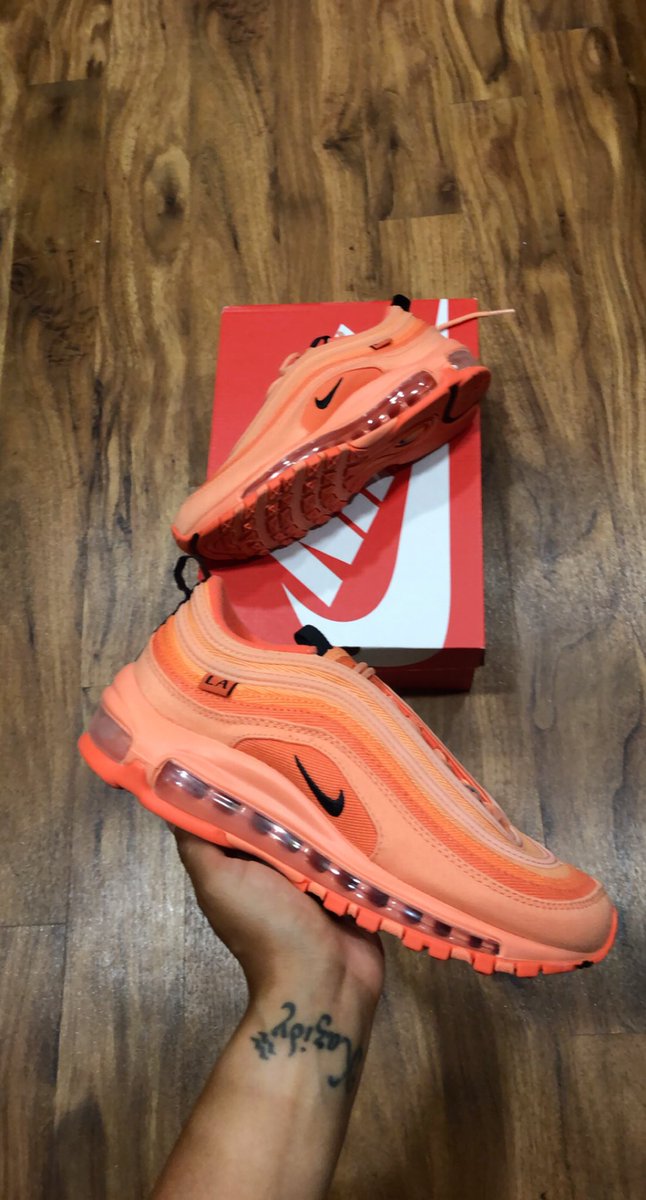 pl3asurep's tweet photo. Alright @snkr_twitr ! This relationship getting outta hand! Lol π§‘π #size5gang #outsidesummer2K21 #chicksonfire https://t.co/CpQjF0WKM7