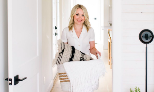 theonside's tweet photo. One website for all home staging requirements: Nicole Graham, Nesting Effect
https://t.co/105pKR4zdU
#staginghomes #stagingsells #stagingdesign #stagedtosell #toronto #canada #onsidebusiness #marketing #realestate #buywomenowned #womenentrepreneurs https://t.co/x4QQa8RwVh