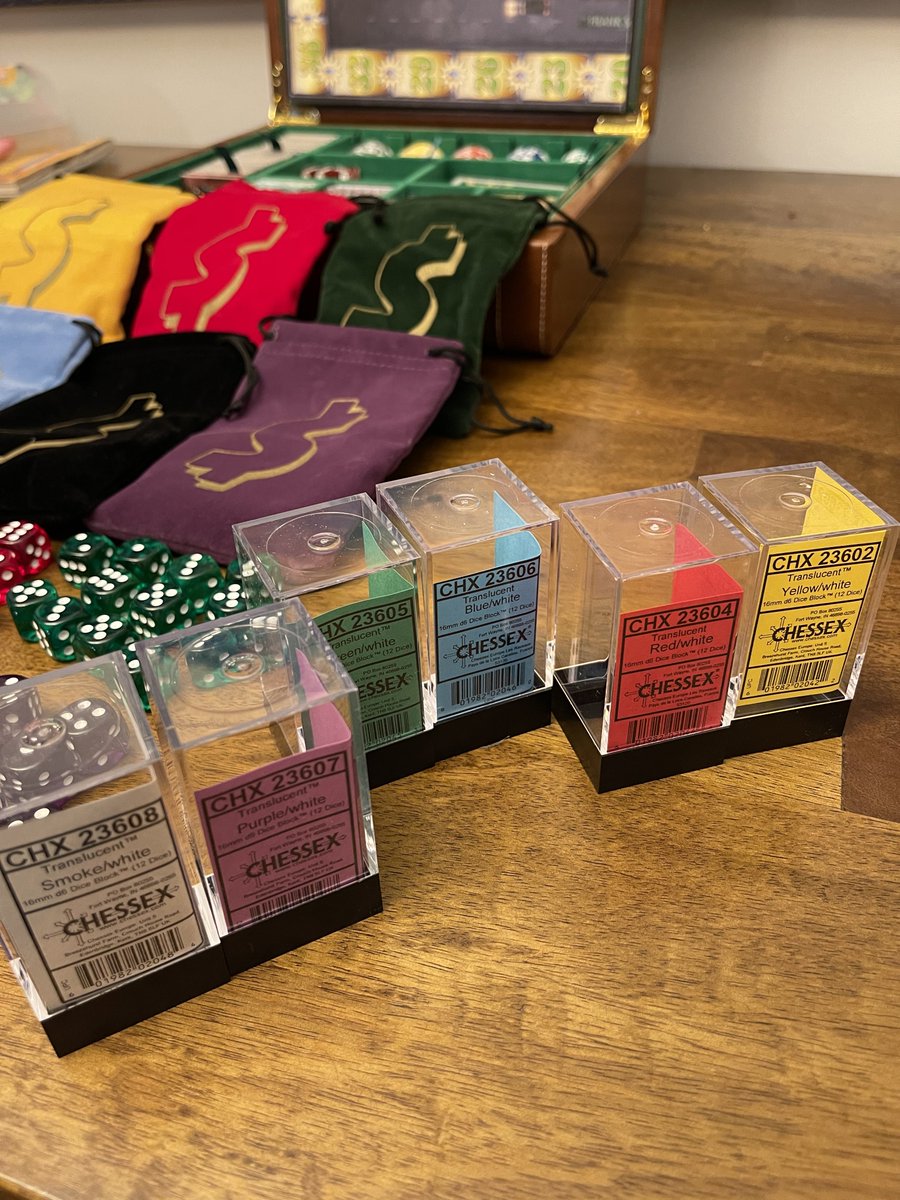 TryRollingSolo's tweet photo. #LordsOfVegas from @LoneSharkGames is a fav game of mine to play with others. I swapped out the dice for some Chessex Translucent 16mm dice (which comes in perfect colours, quantity and fit inside the casino tiles). 🤩
#BoardGames #BoardGame #Gaming #Gamer #Games #Kickstarter https://t.co/oEE0A4PUHp