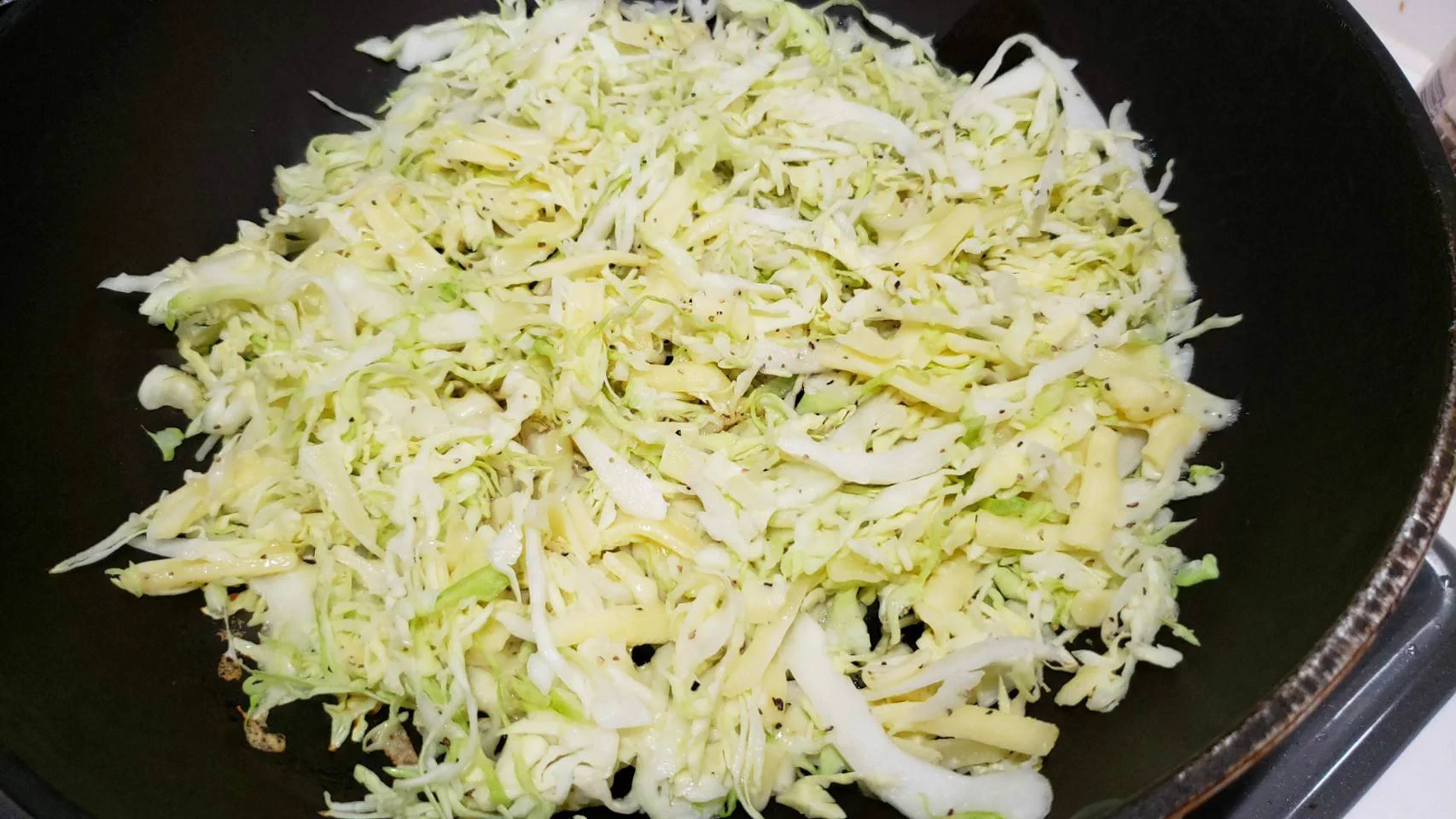 ダイエット中でもこれなら安心して食べられそう！お好み焼き風レシピ！