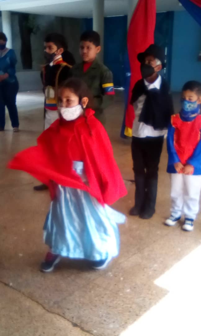 cliflavega's tweet photo. Muestras culturales en nuestra Feria del Saber y Hacer de la centros de recursos para el aprendizaje  desarrollados en la UENB Pedro Fontes @Cultuinter_ZEDC https://t.co/ZQY8QUrD9T