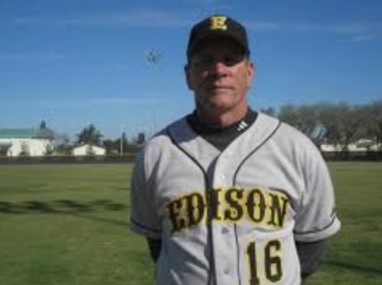 PAGMETER's tweet photo. Baseball ⚾️ final
Edison 4 Madera 0

Congratulations to Tigers head coach CLIFF ROLD who won his 400th game!
Cliff built the Edison Tigers baseball program from the ground up. 
Great job Coach Rold!!!

@baseball_edison @RoldBoxing https://t.co/FNLEBV2lQF