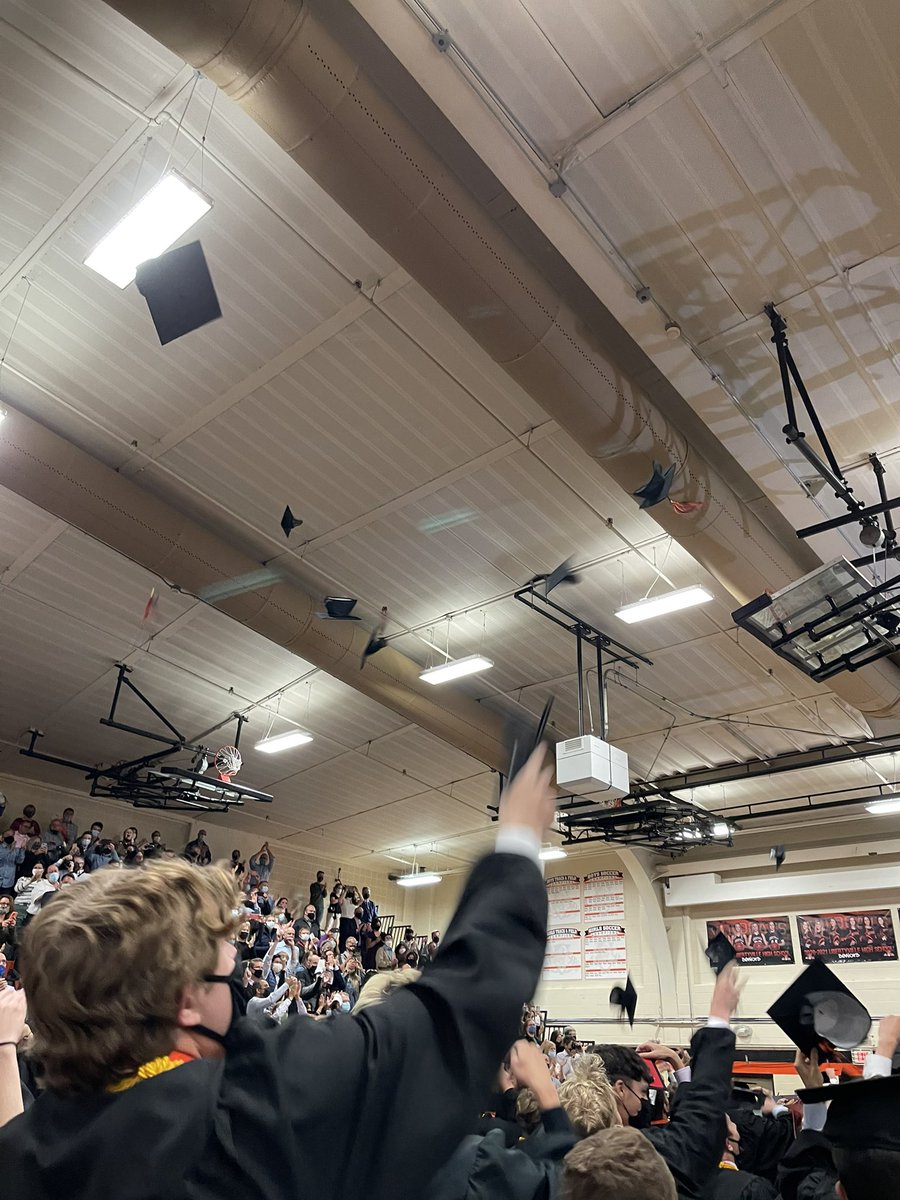 The moment the hats went up. Congrats to the class of ‘21- @LHS128Principal put it well when he said he’s glad it was YOU here for this year. You’ll be remembered and missed!