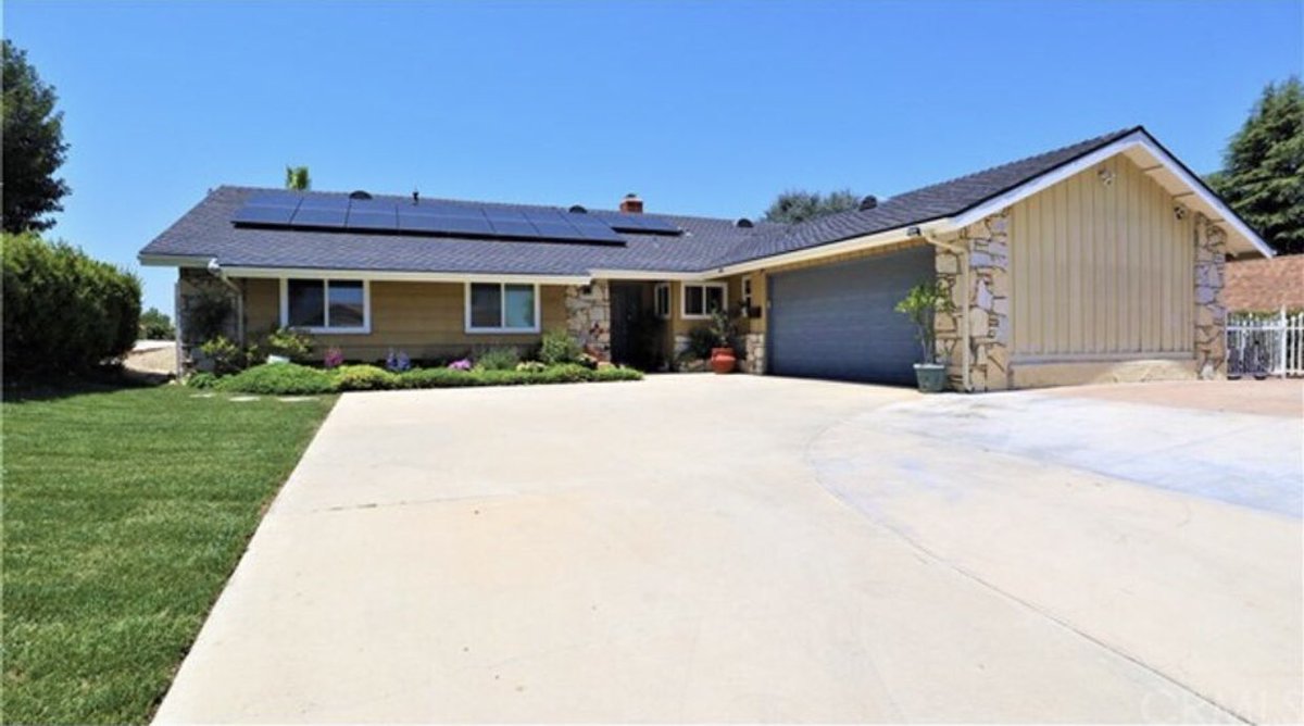 JudyLinYoung's tweet photo. 🤩IN ESCROW for an updated ranch home in Walnut, CA. This sale is uniquely important to me as I represent dear friends who have specific goals in family, education, and home. Buying and selling a home can be stressful— who you hire matters and a personal interest is strength. https://t.co/P3eD2EJ6ta