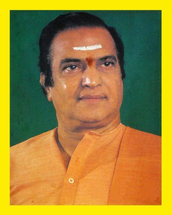 smkoneru's tweet photo. తెలుగు జాతి గర్వించదగ్గ మహనీయుడు , తెలుగు పౌరుషానికి మారు పేరు అయిన శ్రీ నందమూరి తారక రామారావు గారికి వందనాలు ..
 #NTRJayanthi #JoharNTR https://t.co/S0lvRiZzs7