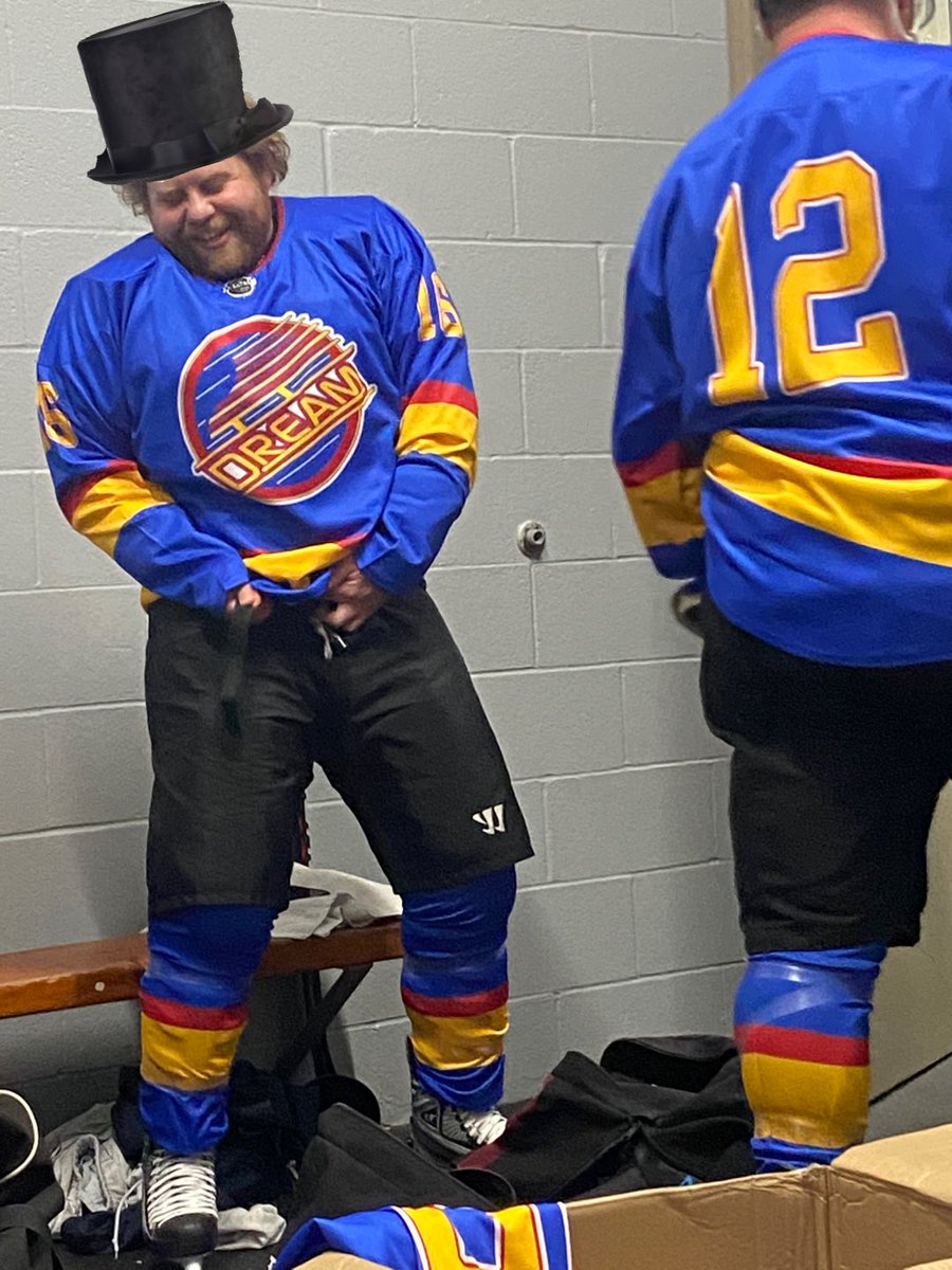 ADHockey's tweet photo. Edited for respect https://t.co/KiU1ZhkFGa