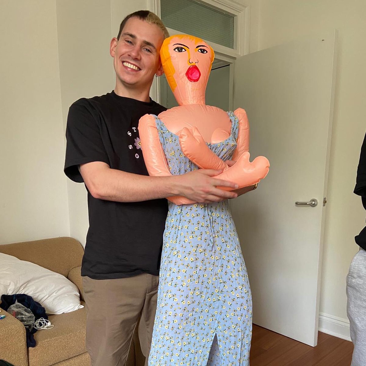 Me and my wife are very proud to be the cover of the ‘Breath of Fresh Eire’ playlist! Yup <a href="/spotify/">Spotify</a> 💋

Listen here: open.spotify.com/playlist/37i9d…