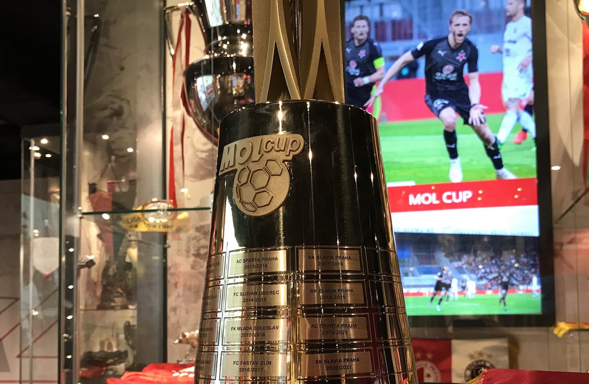 SlaviaMuseum's tweet photo. Jednu novou trofej ze sezony 2020/2021 už v Edenu ve @SlaviaMuseum máme 🏆  A zítra budeme mít další 🏆   #SKSdouble @slaviaofficial  ❤️ https://t.co/MW3nqghlU4