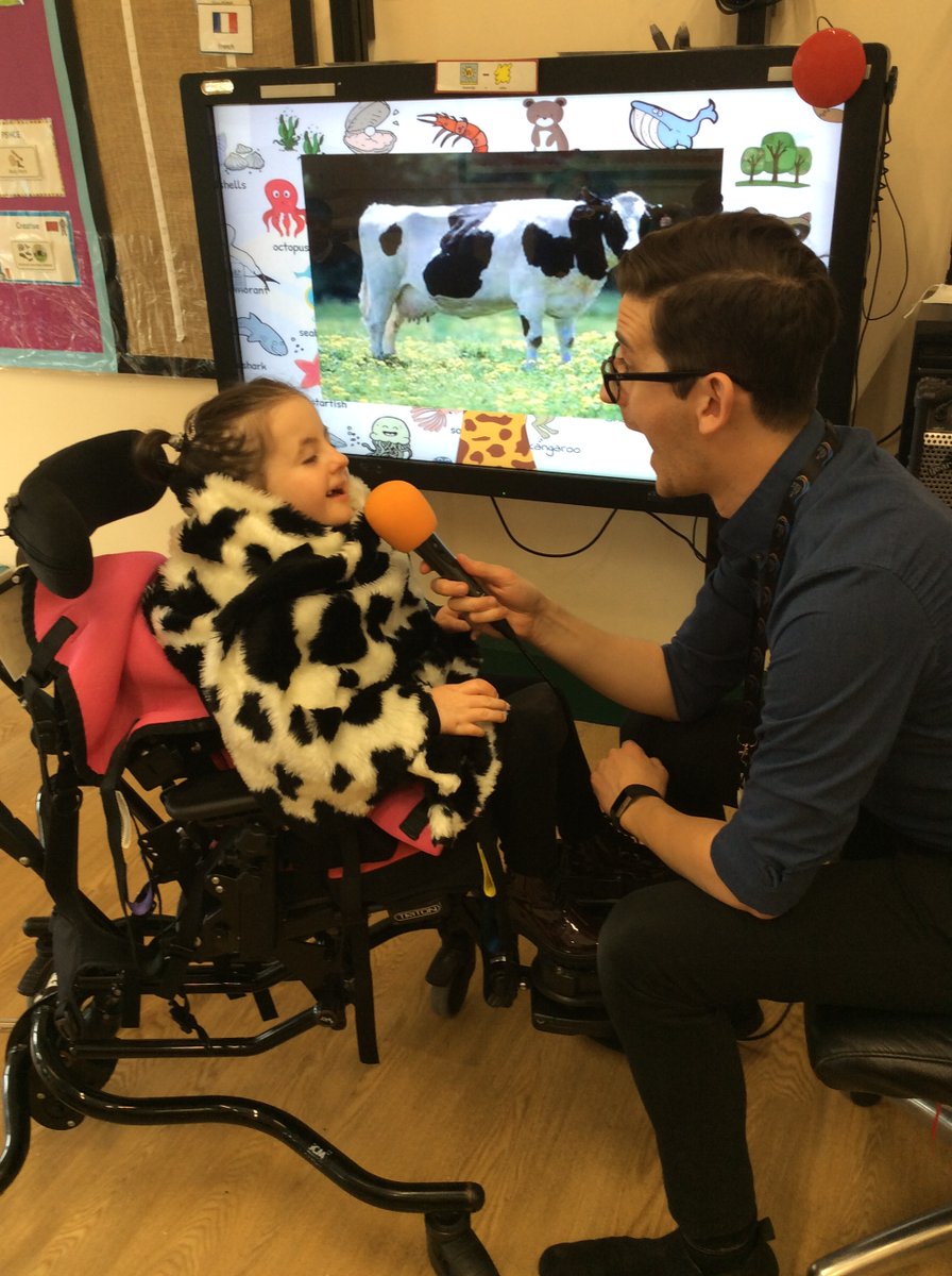 Tor_View_School's tweet photo. During our animal topic, we have learnt to perform as a group in P4. We used a microphone and sensory materials to create animal sounds before performing a farmyard animal song! #EduArtsFest #Music #TorView https://t.co/Da0bDli3X8