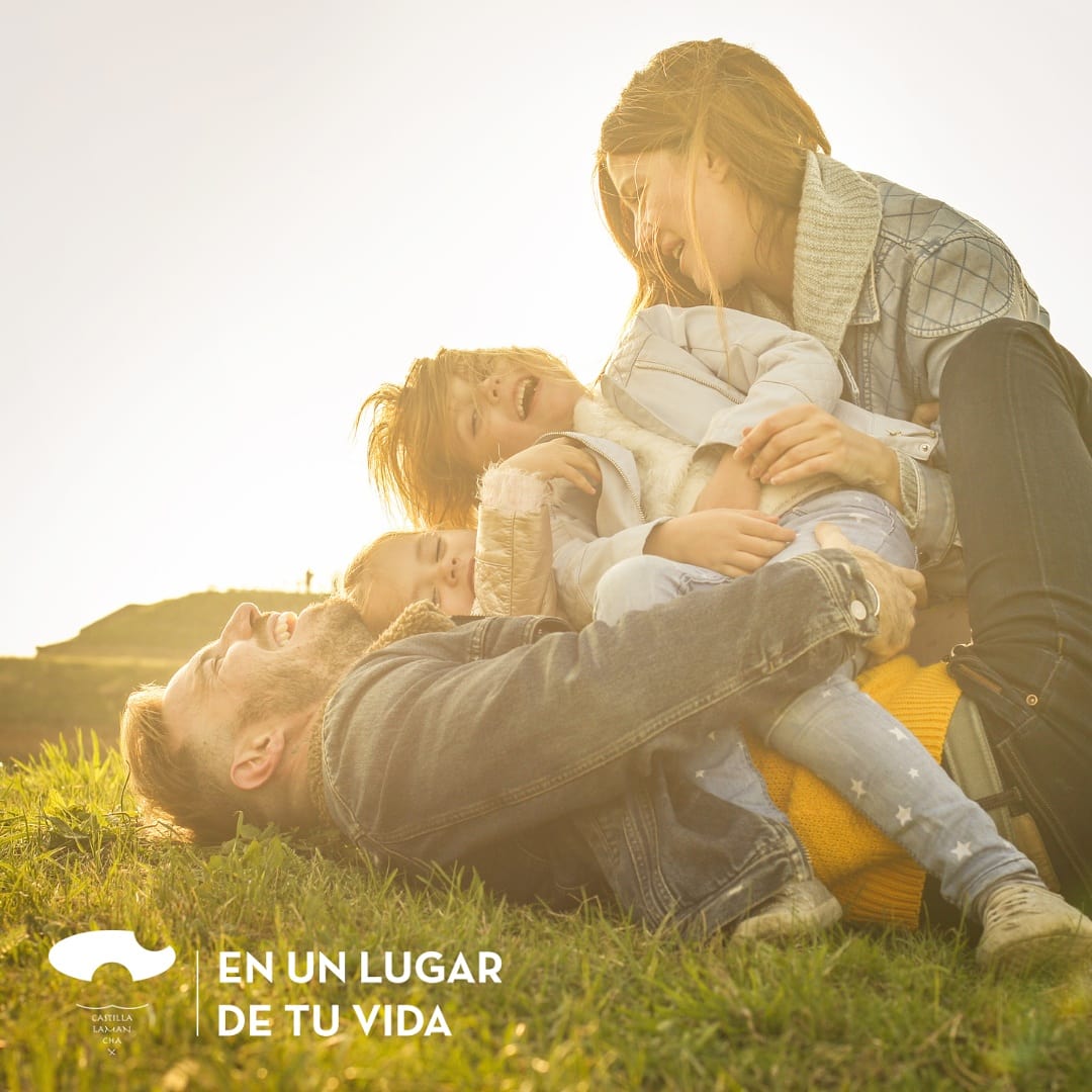 ¿Qué destino de #CastillaLaMancha recomendarías para el puente de la comunidad autónoma?

Elige entre estas 4 opciones y déjanos tu recomendación estrella en comentarios.

🏞️Ruta de ecoturismo
🏰Itinerario cultural imprescindible
🍷Enoturismo
🌅Plan de desconexión y relax