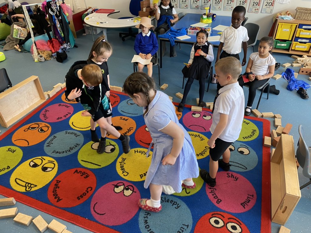 MissGillenBPS tweet media