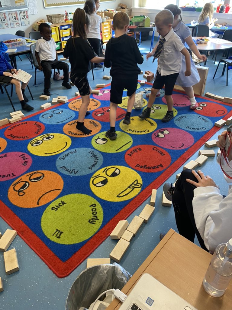 We are preparing for the Euro’s with our own football tournament in class today 🏴󠁧󠁢󠁳󠁣󠁴󠁿⚽️ #EURO2020 @Kjohnstone871 <a href="/BroomhousePs/">BroomhousePS</a> <a href="/BpsGrint/">MissGrintBPS</a> <a href="/ScotlandNT/">Scotland National Team</a>