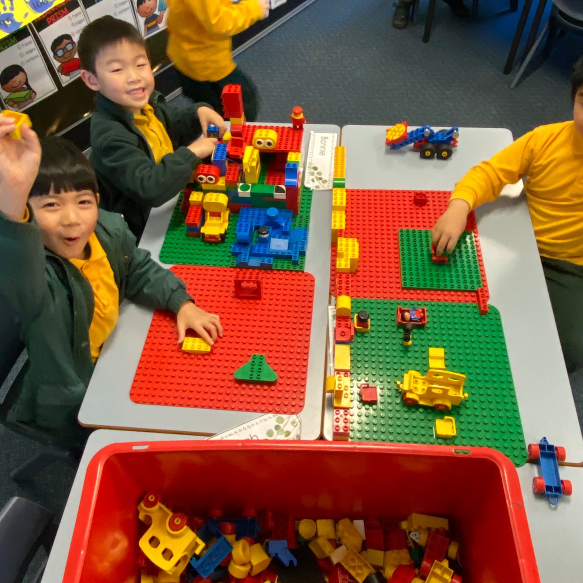 KENSINGTONPS's tweet photo. Developmental Play with Year One on a Friday. #developmentalplay #YearOne #kps https://t.co/GL7KR7xeOl