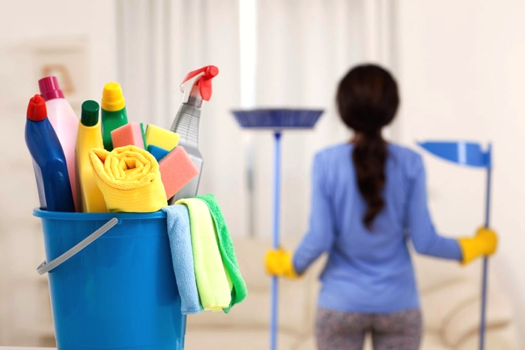 Does cleaning your home sometimes feel like an impossible task? Let us help!! 🧽✨

Request a quote today and receive 20% OFF your first cleaning*

greenhauscleaning.com/request-a-quot…

#GreenHausCo #GreenHausCleaning #Halifax #Dartmouth #FallRiver #Bedford 

*First-time clients only.