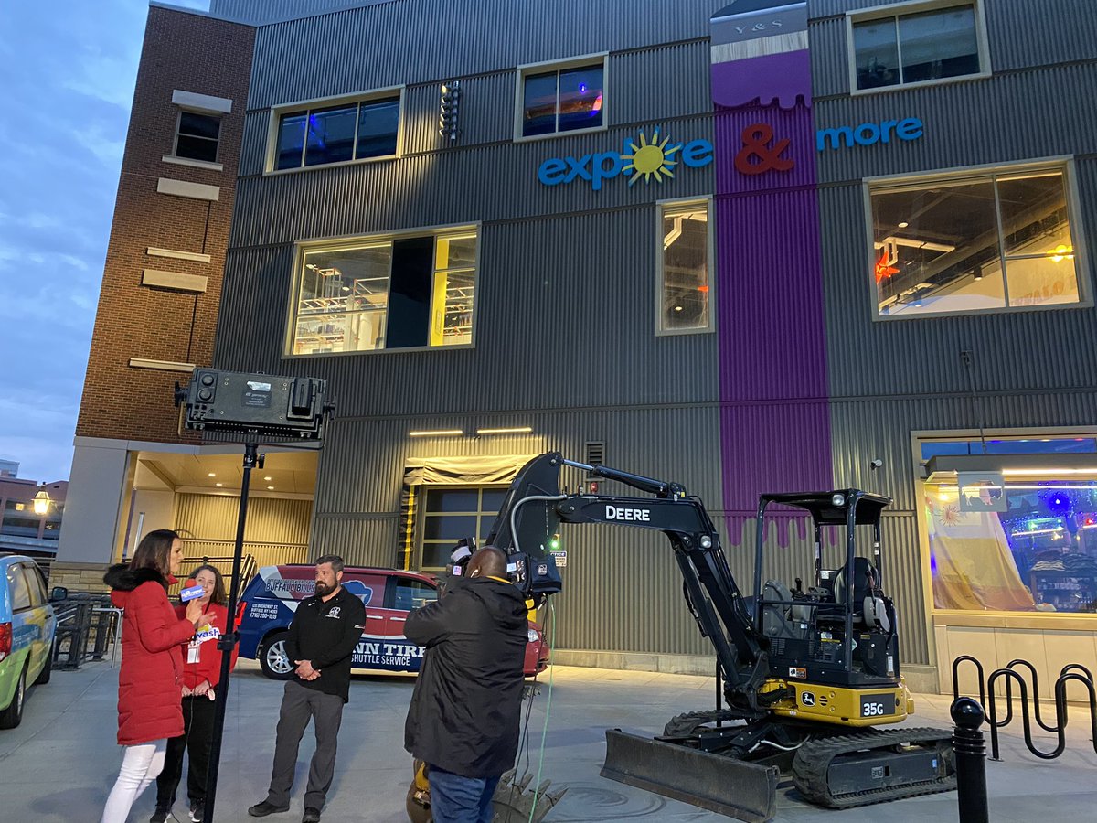 2MelissaHolmes's tweet photo. Do your kids love trucks? Excavators, dump trucks and heavy equipment will be on display outside Explore &amp; More every Wednesday &amp; Friday during the summer for kids to climb on for free! @WGRZ https://t.co/CCPsIbs7zS