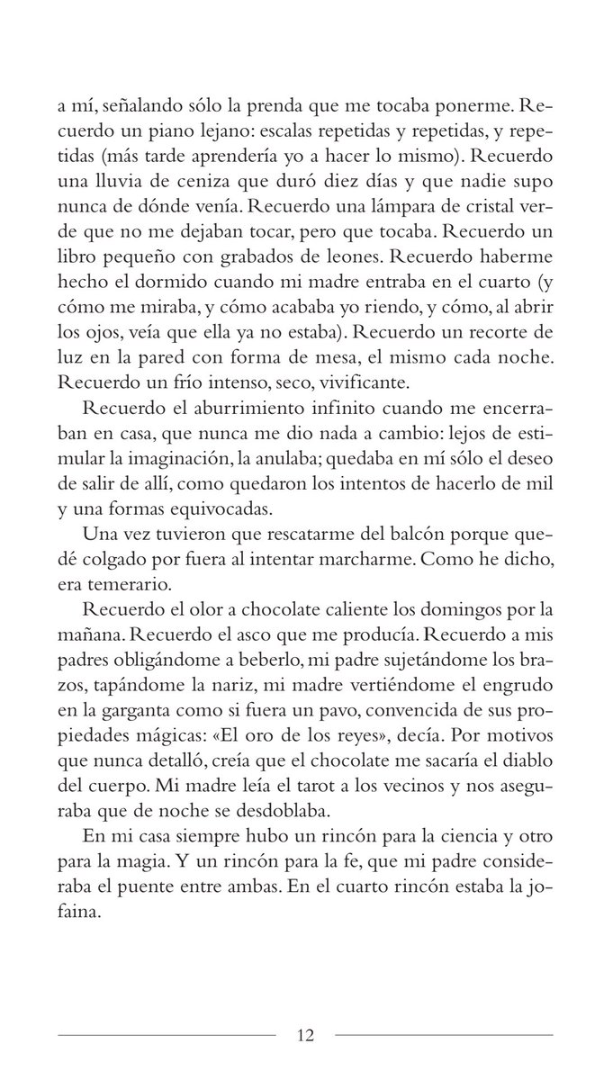 rodrigocortes's tweet photo. ¿Qué tal alguna palabra más de #LosAñosExtraordinarios? Un asomarse, un meter el palito. Un levantar la tapa rápido mientras alguien sujeta el cocodrilo...

En la librería que te gusta a partir del 3 de junio. ¿RITUIC, plis?

(Más información, aquí: https://t.co/P3QFTavE0m). https://t.co/9IkKX2lh5W