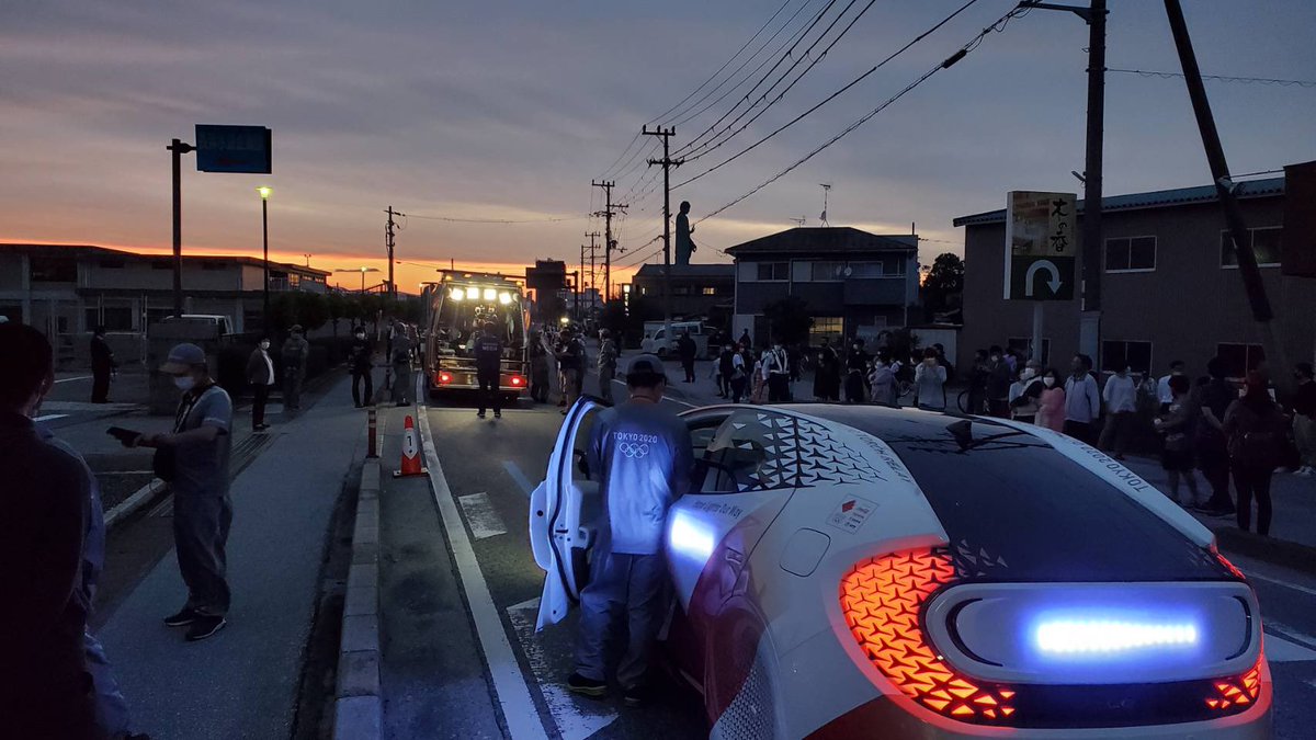YuiToyota's tweet photo. LED表示の明るさ調整中

#toyotaLQ #聖火リレー https://t.co/Yjl1zTf4nc