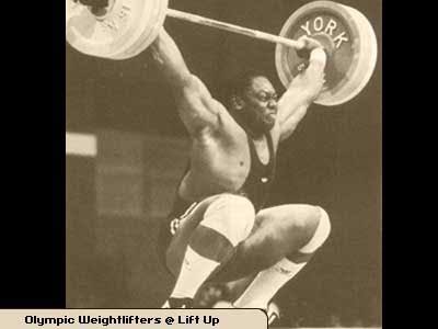 AbimTheBaller's tweet image. I just found pictures of him.
Apparently he’s an Olympian.
He goes by the name IronBar Bassey.
& represented Nigeria in Weightlifting in 1984.