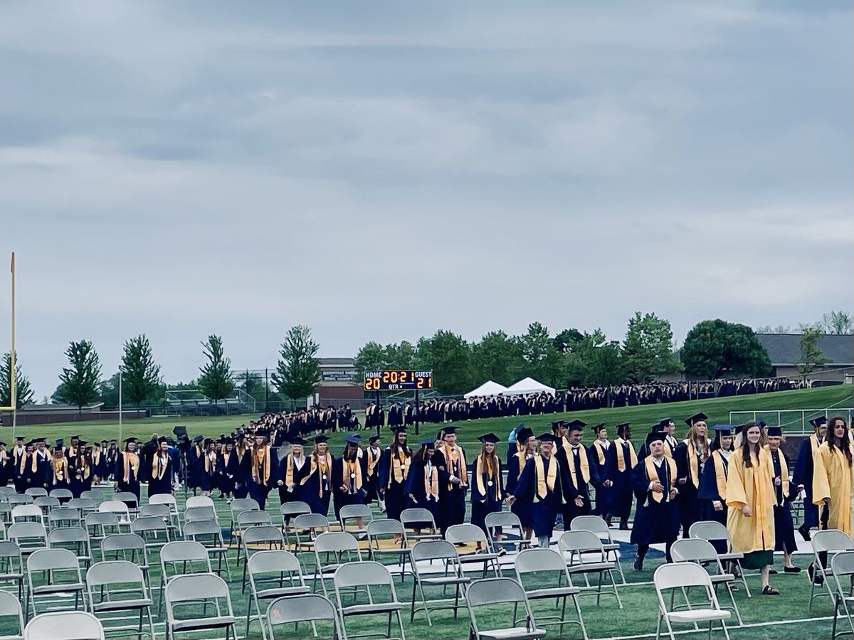 So proud of the Class of 2021 ⁦<a href="/HudsonvilleHS/">Hudsonville HS</a>⁩ - we’ll miss you and congratulations! 🦅 #fireupgoeagles