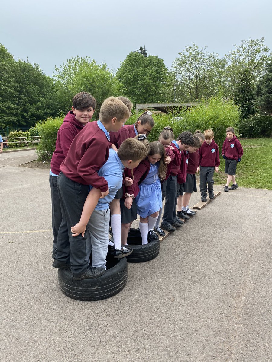 LPCommunity_'s tweet photo. Fantastic skills of collaboration, communication and resilience shown by Blwyddyn Pump today when @Danmorgans from @ForcesFitness came to visit! Thank you Dan, we thoroughly enjoyed that! https://t.co/FEXEJHM6xJ