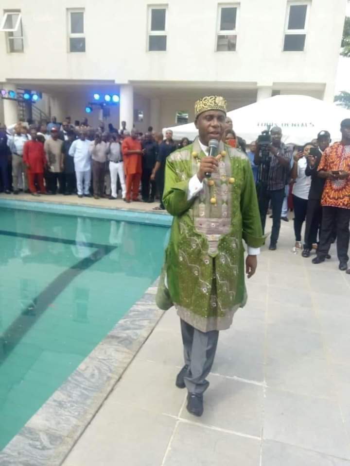 eferegods's tweet photo. Happy Birthday celebration to a distinguished leader per excellence @ChibuikeAmaechi, heaven's light remain your guide to greatness Sir. 
Congratulations https://t.co/8Rs8KYN8tl