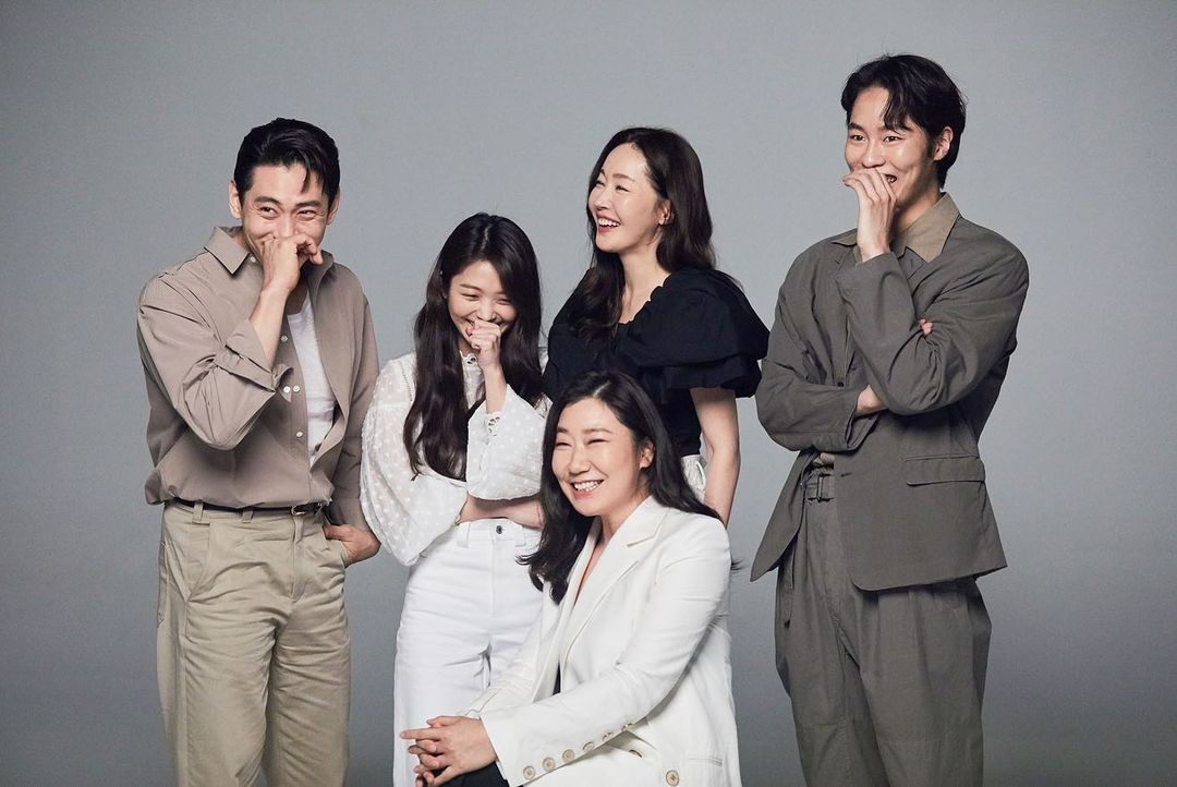 LeeJaeWookFocus's tweet photo. CJeS Ent & Marie Claire Kr update with Lee Jae Wook.
#LeeJaeWook #이재욱
#CJeSENT #씨제스엔터테인먼트 https://t.co/FoMrkYdF6u https://t.co/uz2fAXqpGY