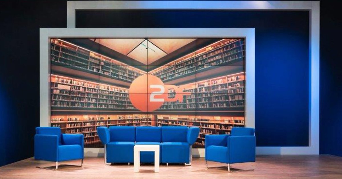 AnaCristina Grohnert (@ac_grohnert) on Twitter photo 📺Heute Abend (20:00) bin zu Gast bei @BlauesSofa. Freue mich auf das Gespräch mit Susanne Biedenkopf, Fränzi Kühne und <a href="/Lambsdorff/">Alexander Lambsdorff</a>
#VerborgenesKapital #lbm21 <a href="/Campusverlag/">Campus Verlag</a>
Livestream zdf.de/kultur/das-bla… 📺Heute Abend (20:00) bin zu Gast bei @BlauesSofa. Freue mich auf das Gespräch mit Susanne Biedenkopf, Fränzi Kühne und <a href="/Lambsdorff/">Alexander Lambsdorff</a>
#VerborgenesKapital #lbm21 <a href="/Campusverlag/">Campus Verlag</a>
Livestream zdf.de/kultur/das-bla…