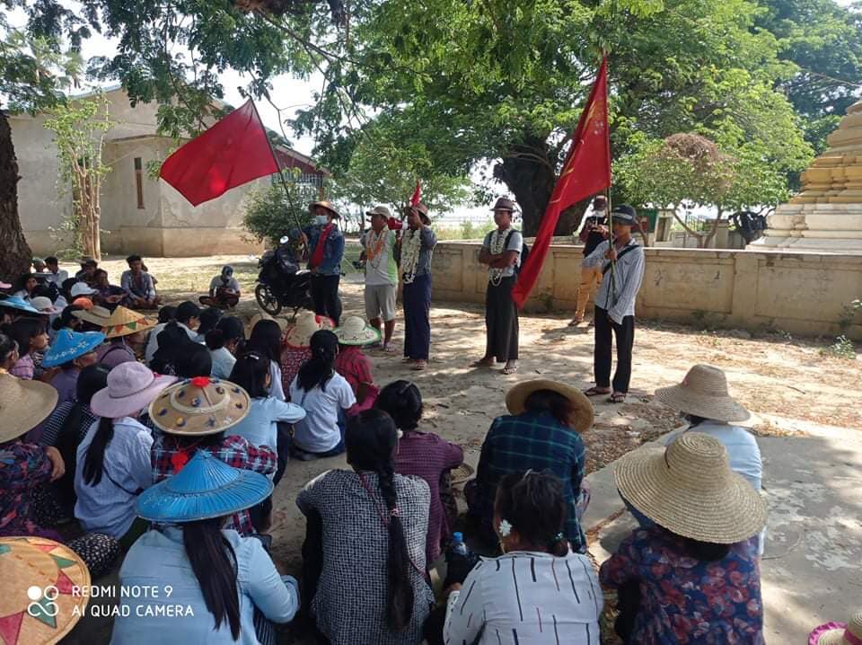 Rural villagers from northern Salingyi and eastern Yinmarbin in #Sagaing  Region took to the streets against the military regime on Friday. (Photo: CJ) 

#WhatsHappeningInMyanmar