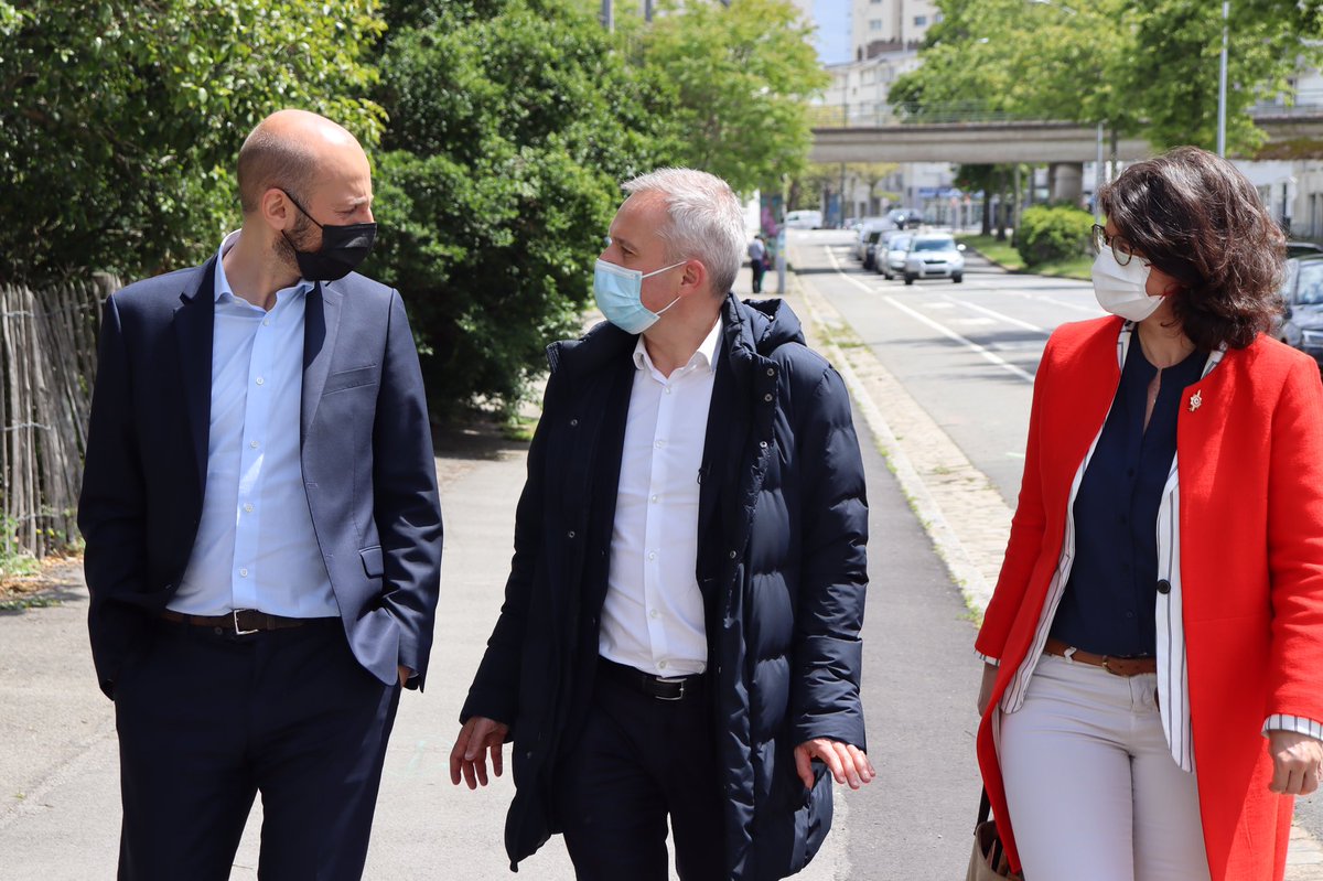 valerie_oppelt's tweet photo. Territoire d’avenir autour des enjeux de #santé et recherche, #Nantes et la région #PaysdelaLoire accueillent des pépites innovantes @OSEIMMUNO, #Goliver🔬
J’accompagne @FdeRugy et @StanGuerini à la rencontre des #biotechs nantaises.
@FdeRugy2021 et l’Etat seront à leurs côtés 📈 https://t.co/eajGrDpWNh