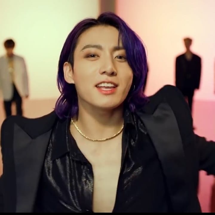 KimJessica_bts's tweet photo. FLASH WARNING !! 💥💥
🔥U MAY BURN YOUR EYES 🔥
MR. JEON'S CHEST💦💦👅👅🌡🌡
@BTS_twt @babyyeuphoria @BTSHINEEGIRL @banqtanbbys @fluffietannie #JUNGKOOK #JK #BTS_Butter #ButterHotterRemix #ARMYBESTFANDOM https://t.co/cLAmJBQj3s